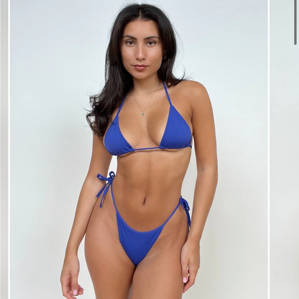 437 Swimwear bikini bottoms